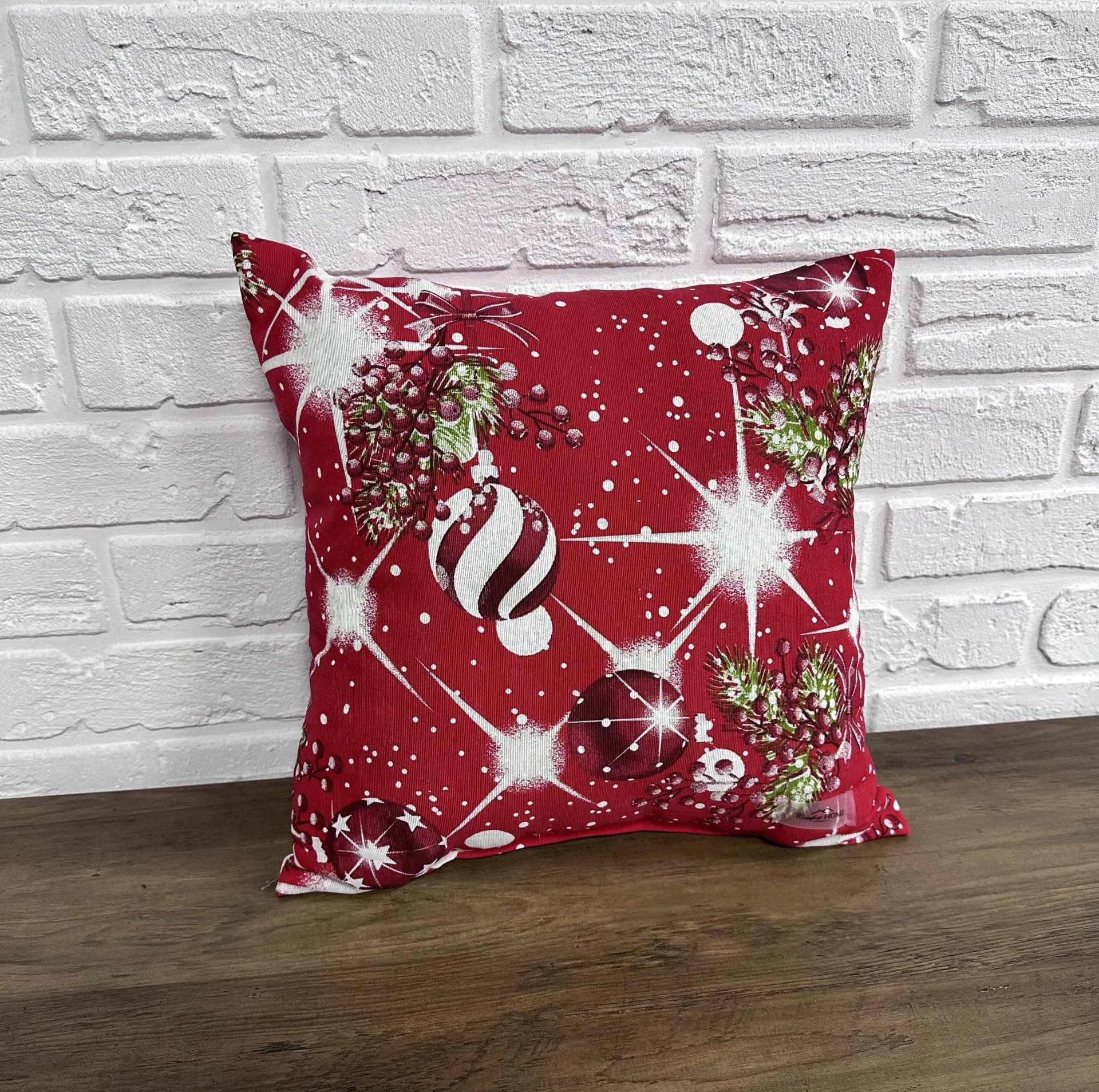 Подушка новорічна "X-mas Red Toys" 40х40 см