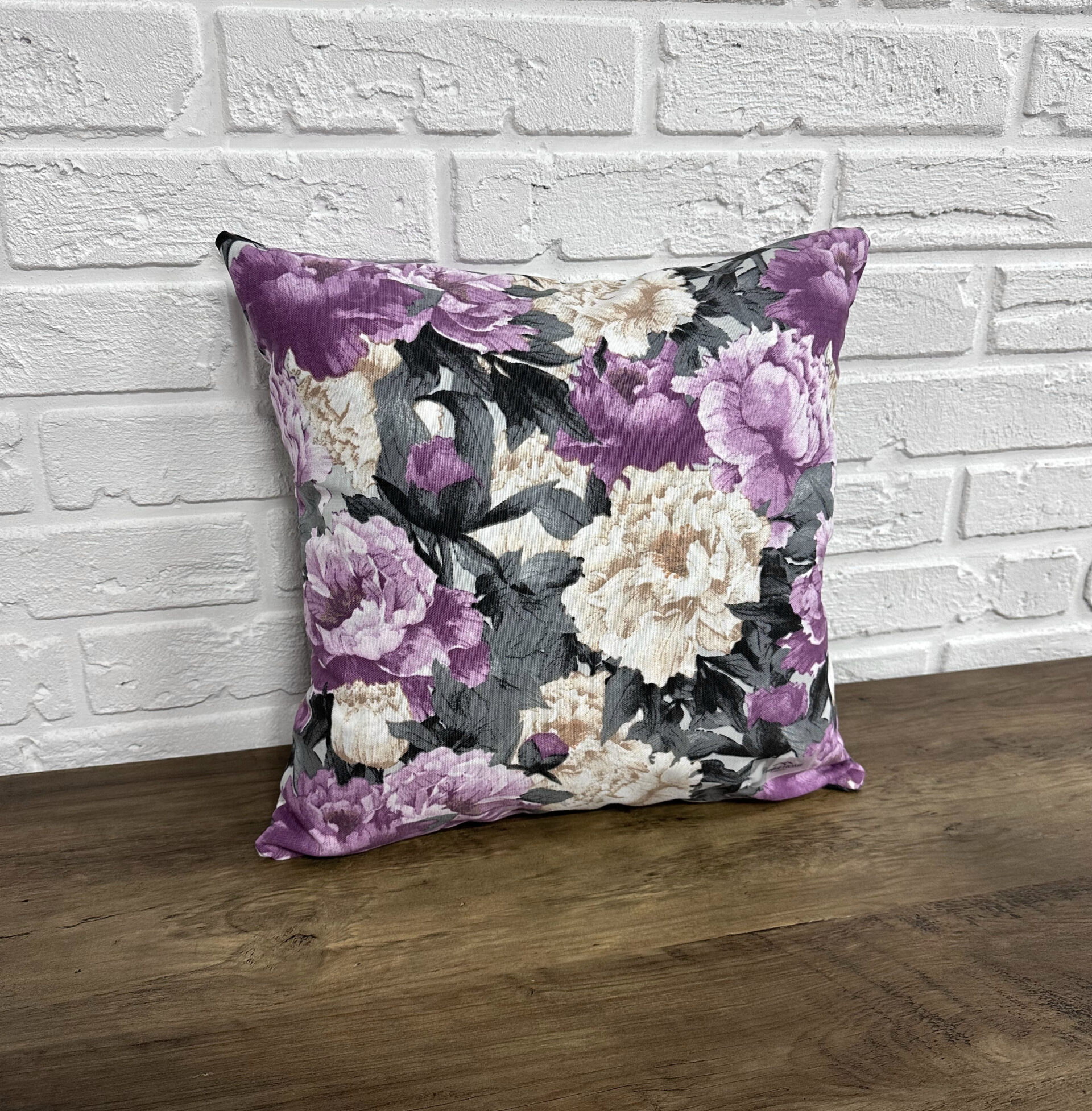 Подушка панама "Ashen flowers" 40х40 см