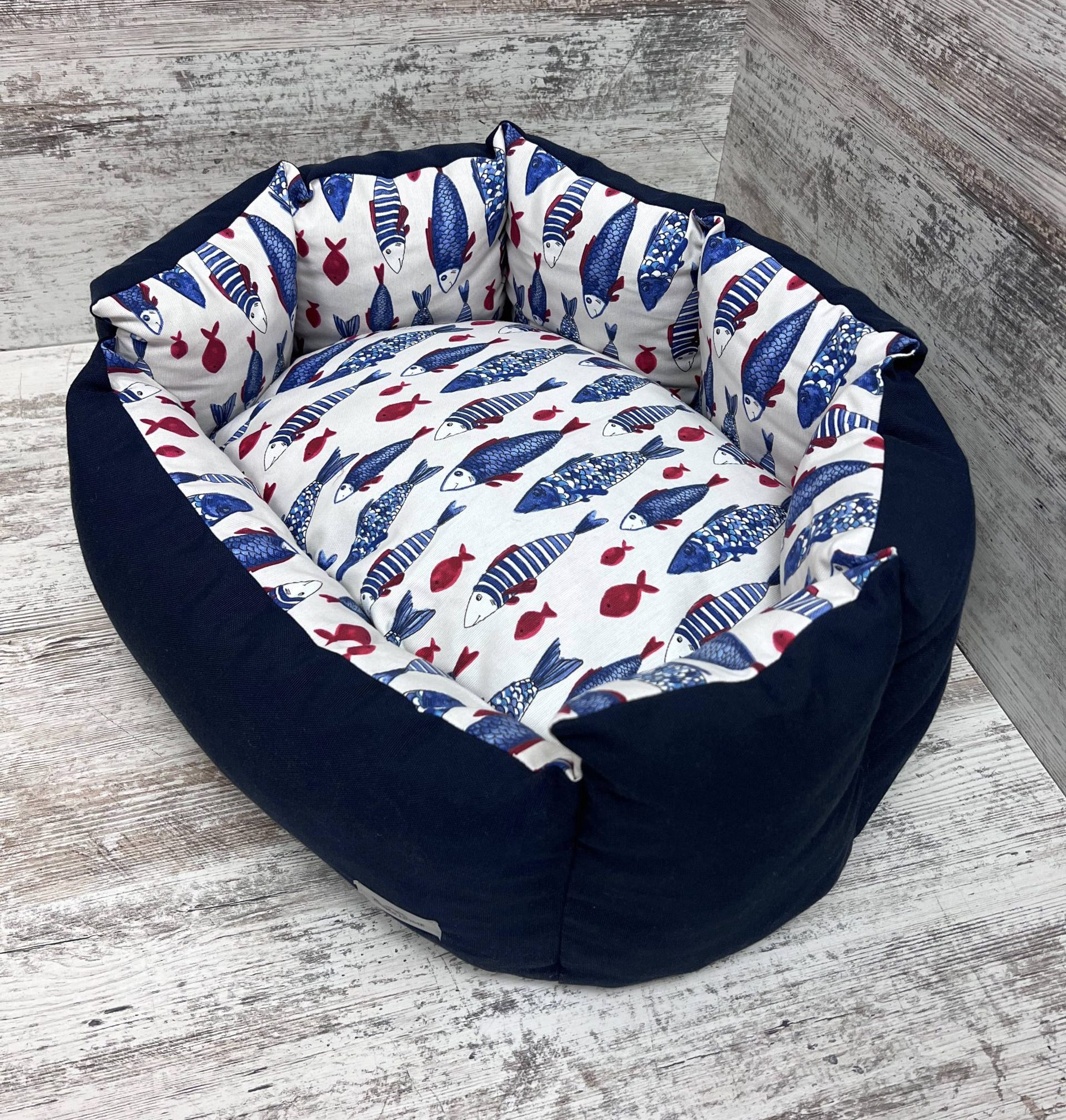 Лежак для котів та собак панама модель 1 “Fish blue”