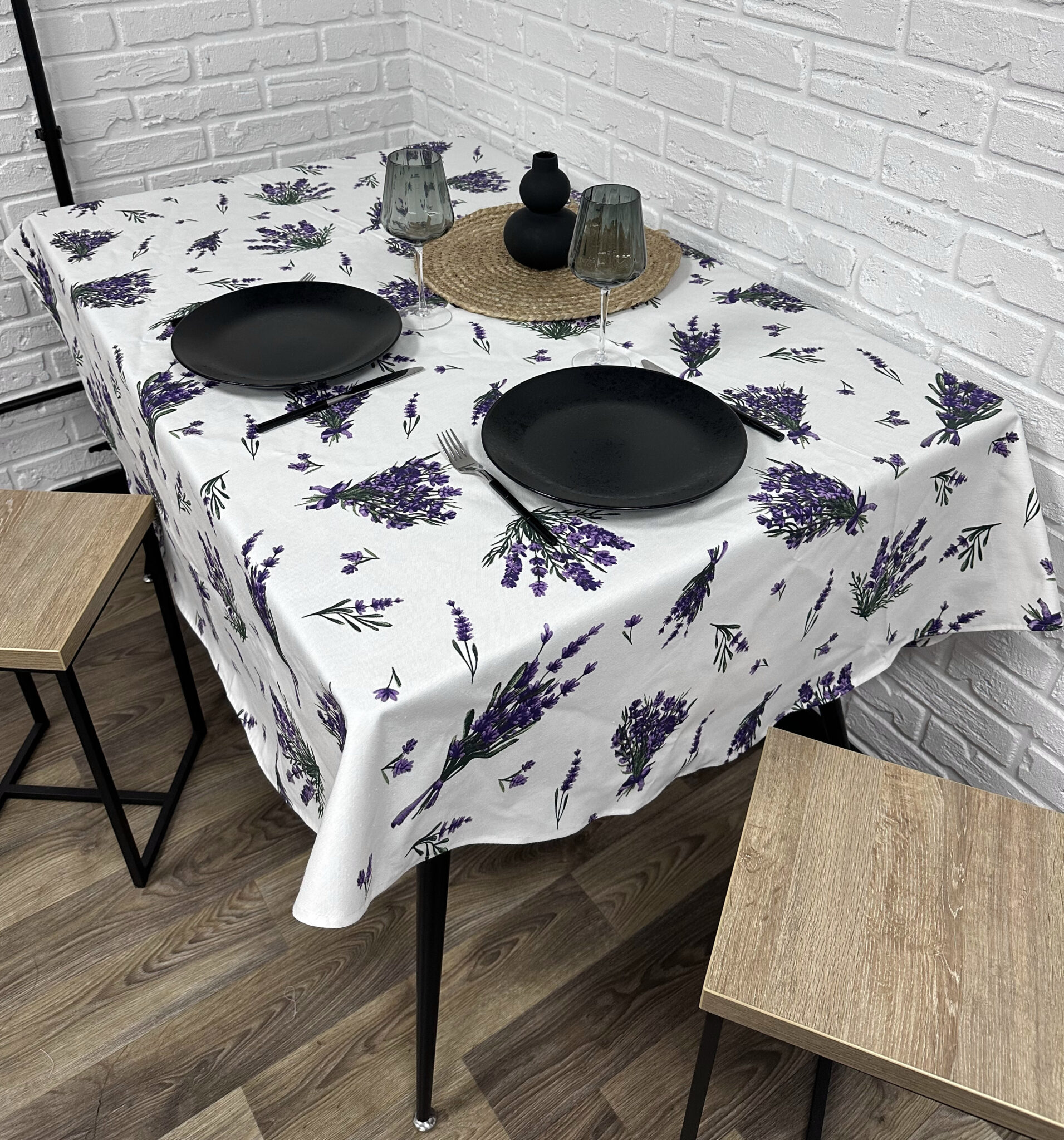 Скатертина водовідштовхувальна (з тефлоновим покриттям) “Provence lavender XL”