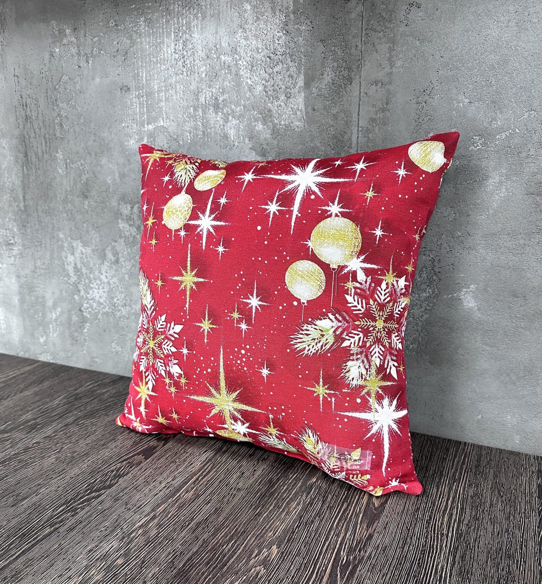 Подушка новорічна "X-mas Golden Toys" 40х40 см