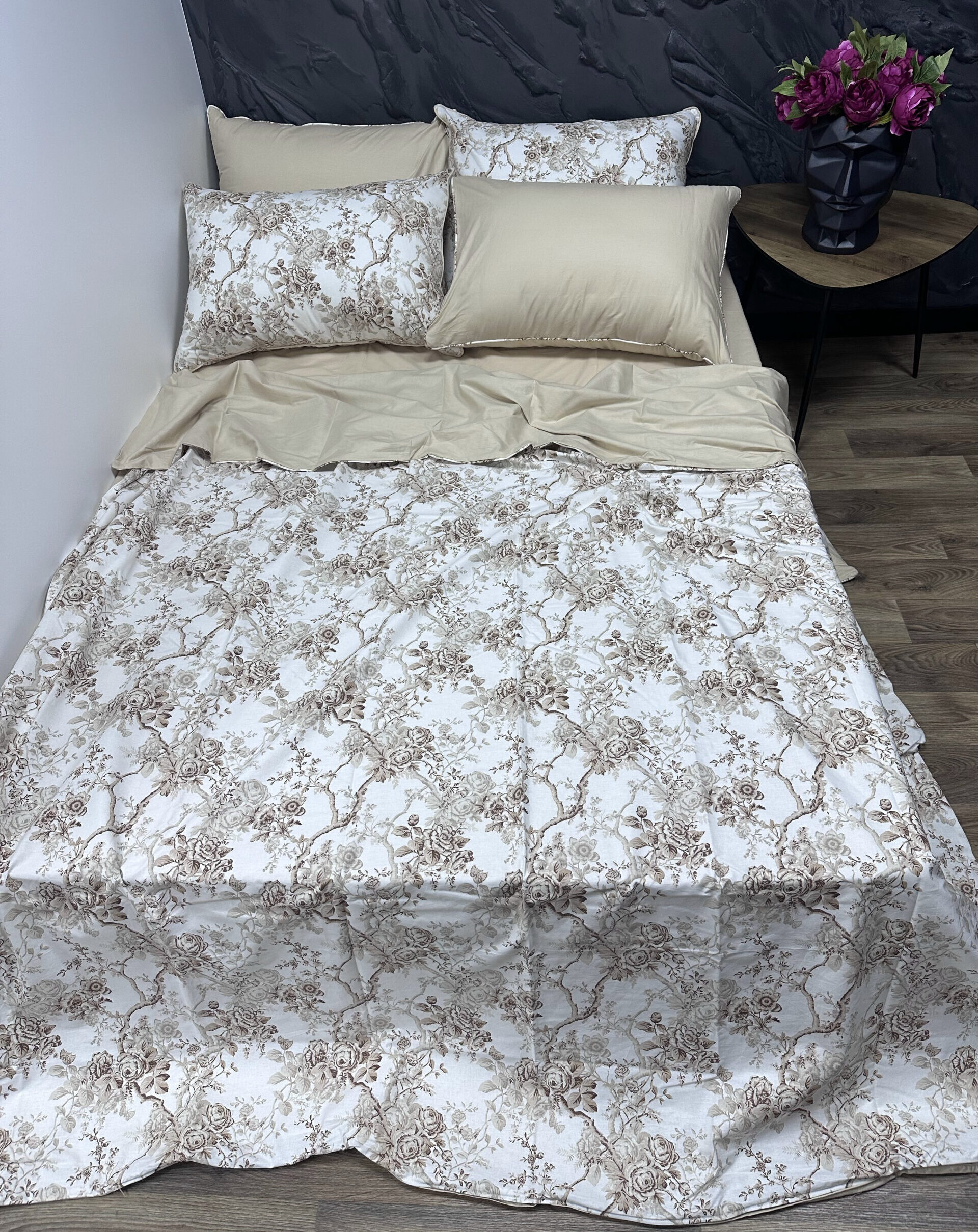 Комплект постільної білизни "East flowers beige" - Зображення 2