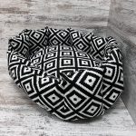 Лежак для котів та собак панама модель 1 “Facets”
