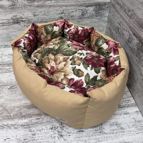 Лежак для котів та собак панама модель 1 “Autumn flowers burgundy”