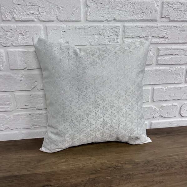 Подушка новорічна "X-mas Silver Snowflakes" 40х40 см