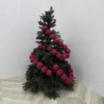 Гірлянда з кульок на ялинку вулична плащова