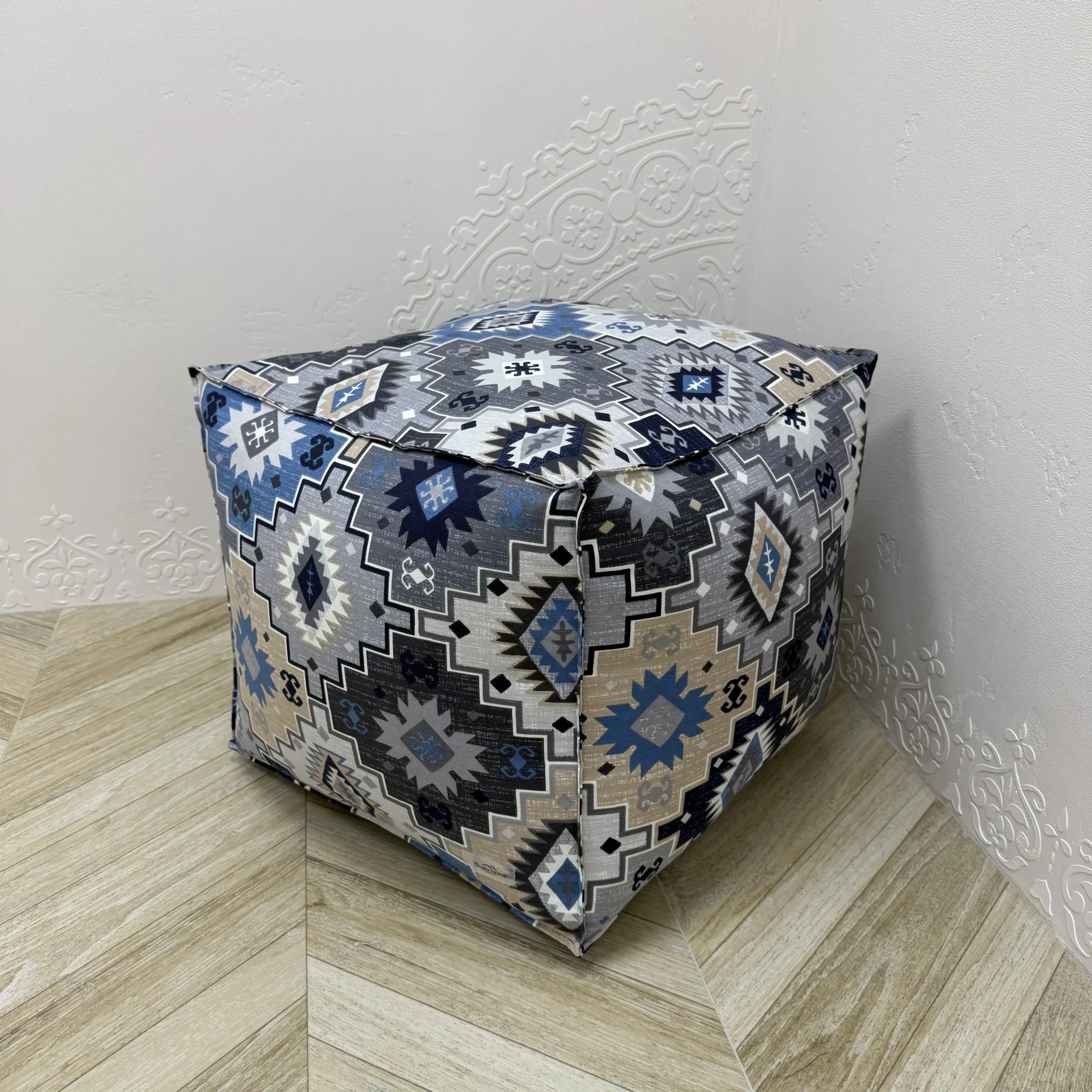 Безкаркасний пуф панама “Carpet”