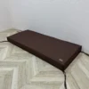 Коричневий