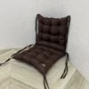 Коричневий