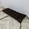 Коричневий