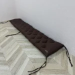 Коричневий