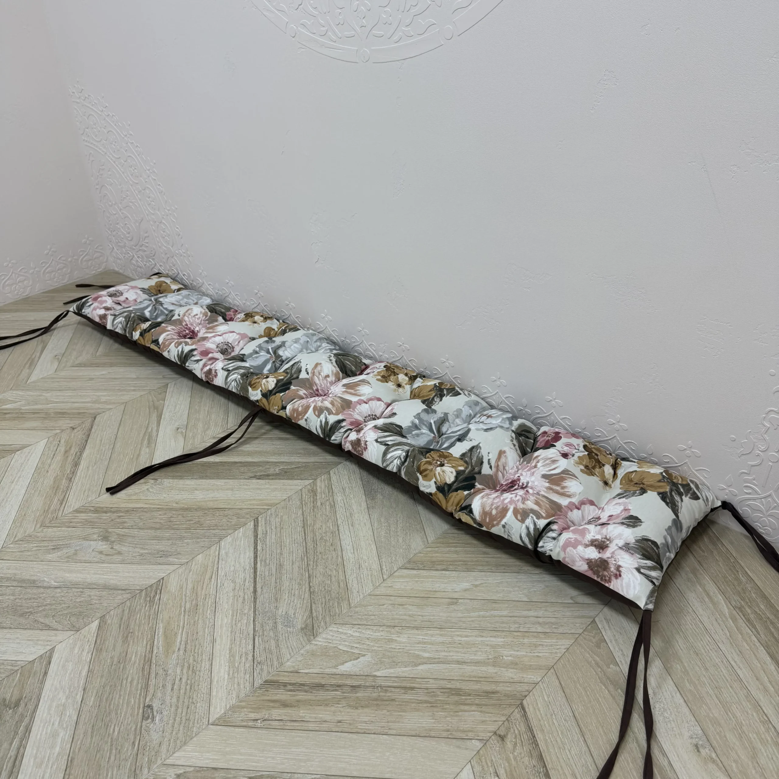 Подушка на підвіконня/каркаси/піддони/садові меблі панама “Bouquet”