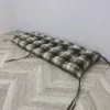Зелений