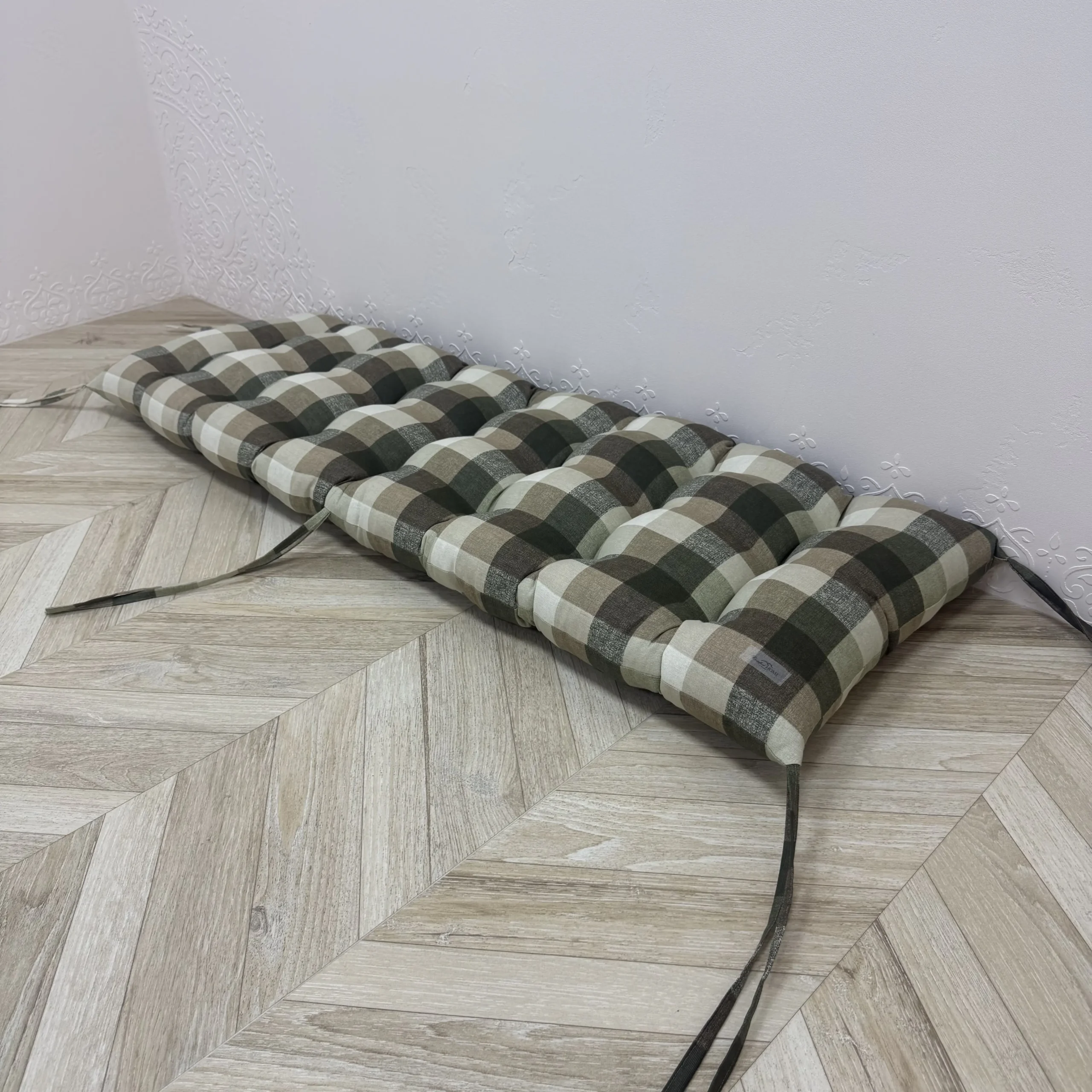 Подушка на підвіконня/каркаси/піддони/садові меблі панама “Cube”